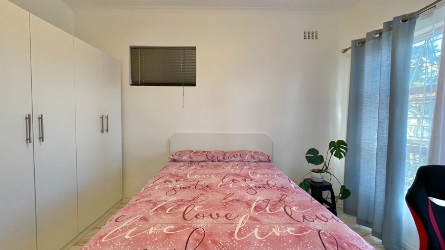 4 Bedroom Property for Sale in Gordons Bay Central Western Cape